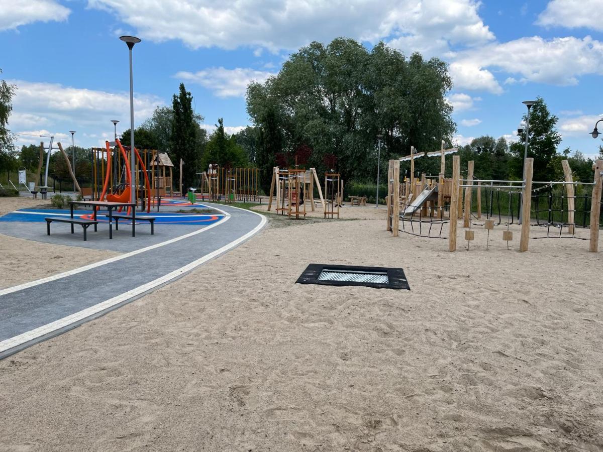 Sun River Apartament Iława エクステリア 写真