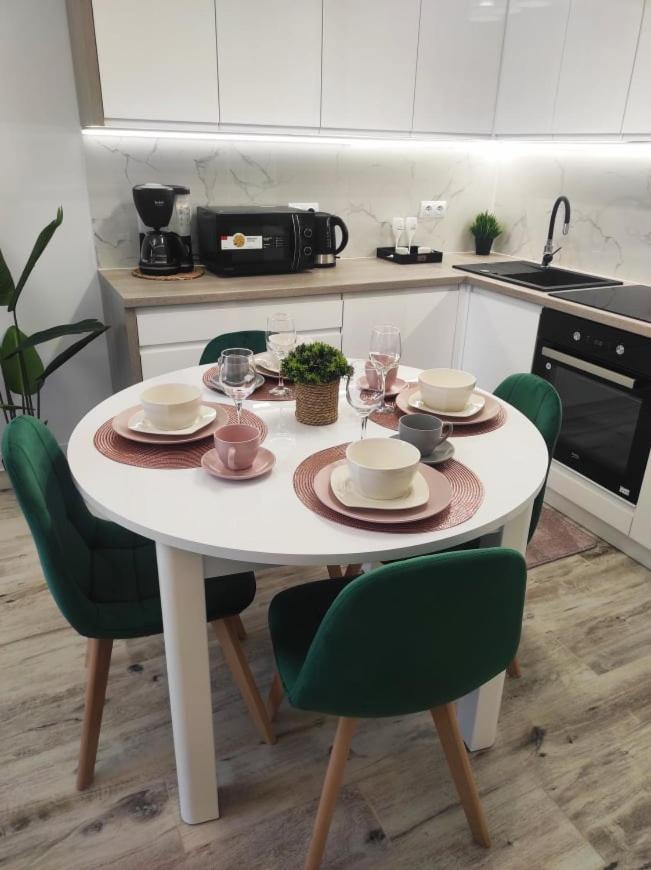 Sun River Apartament Iława エクステリア 写真